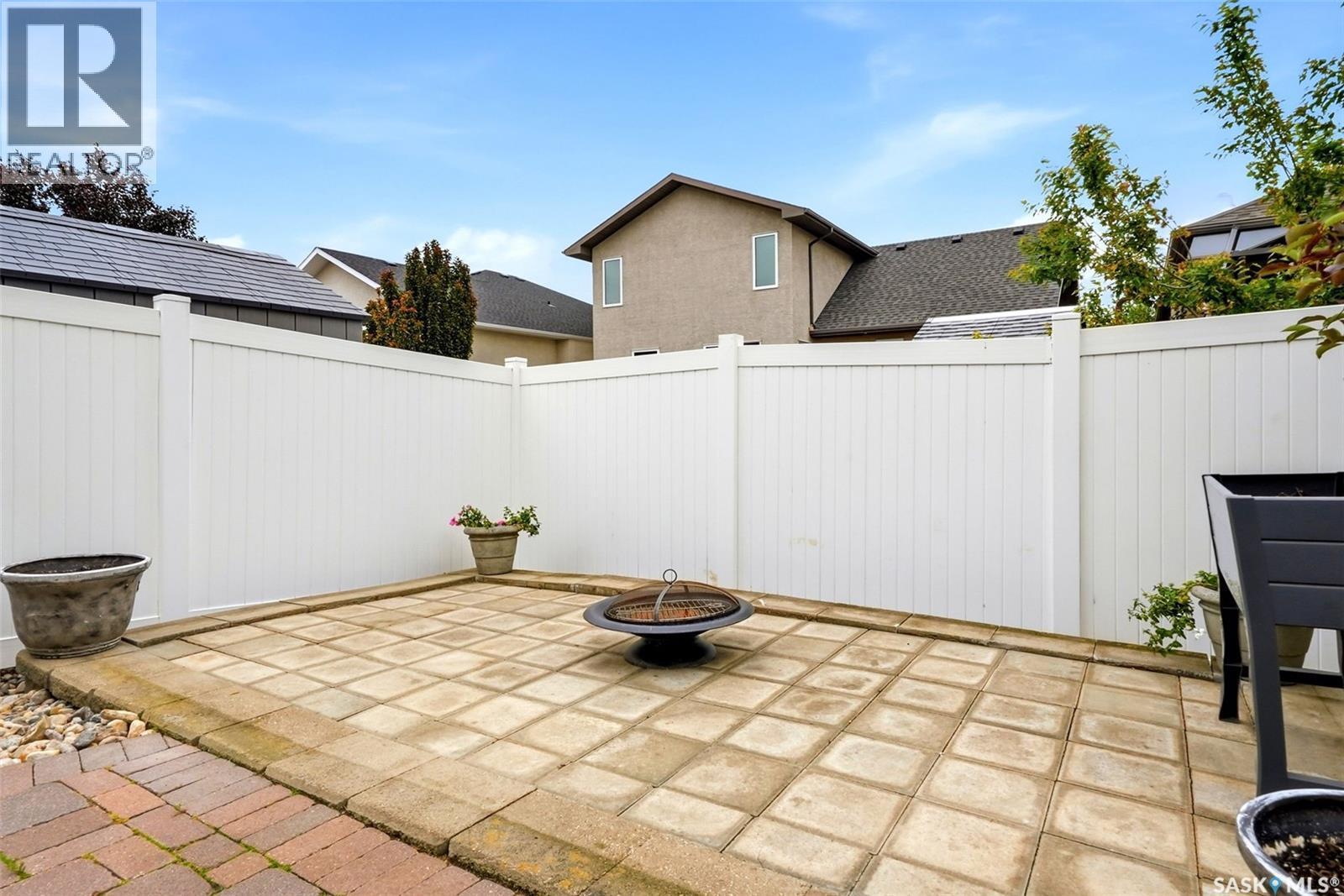 4127 Chuka Drive, Regina, SK - Outdoor With Exterior