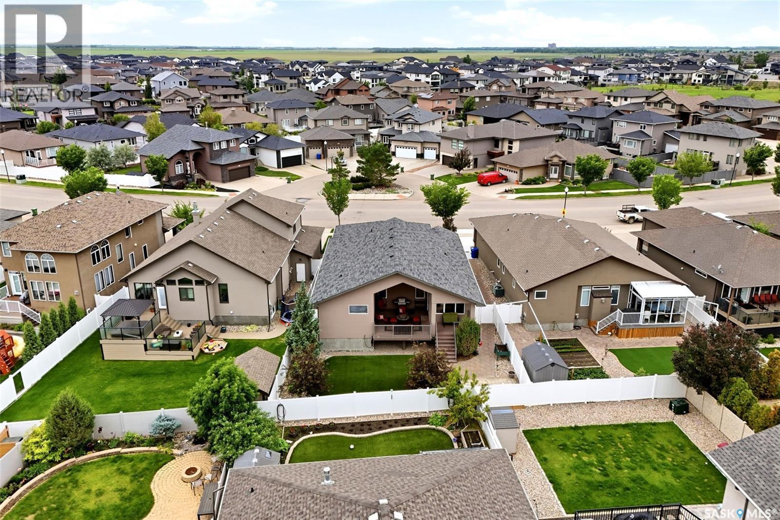 4127 Chuka Drive, Regina, SK - Outdoor