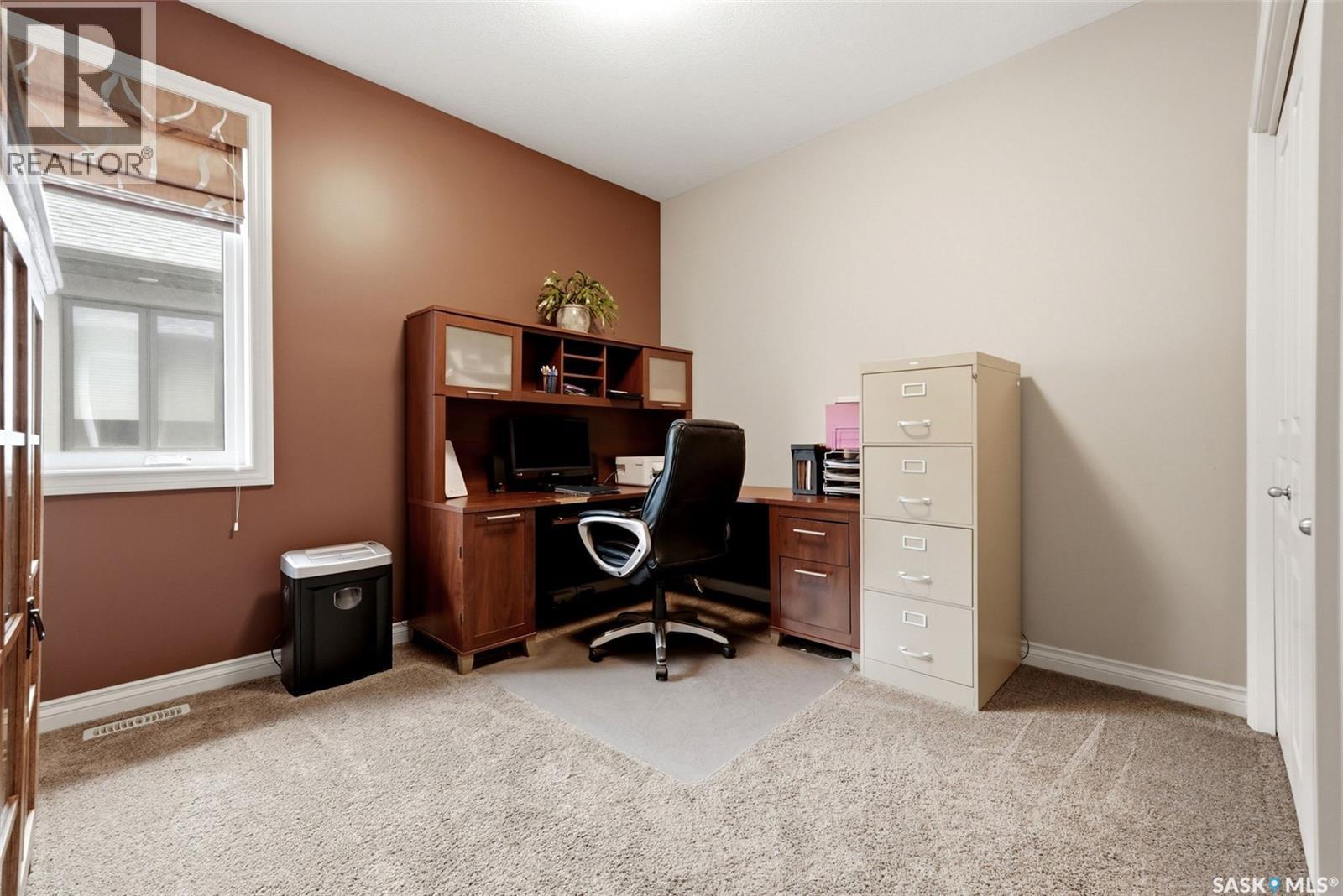 4127 Chuka Drive, Regina, SK - Indoor Photo Showing Office