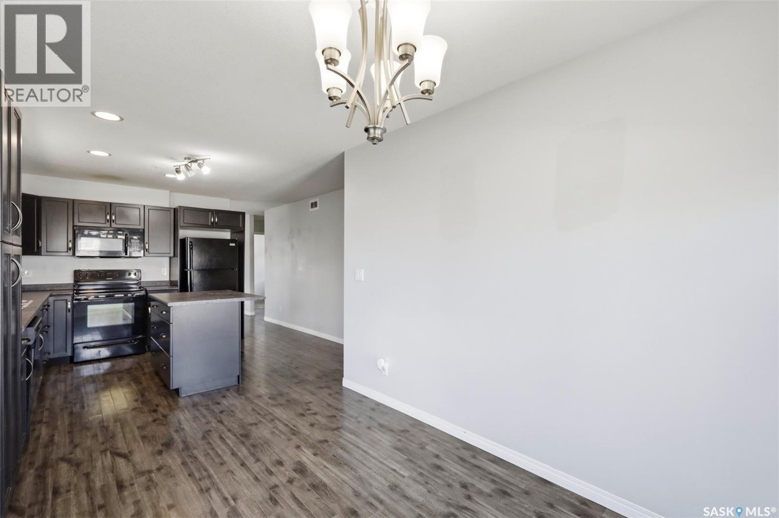 123 Henick Crescent, Saskatoon, SK