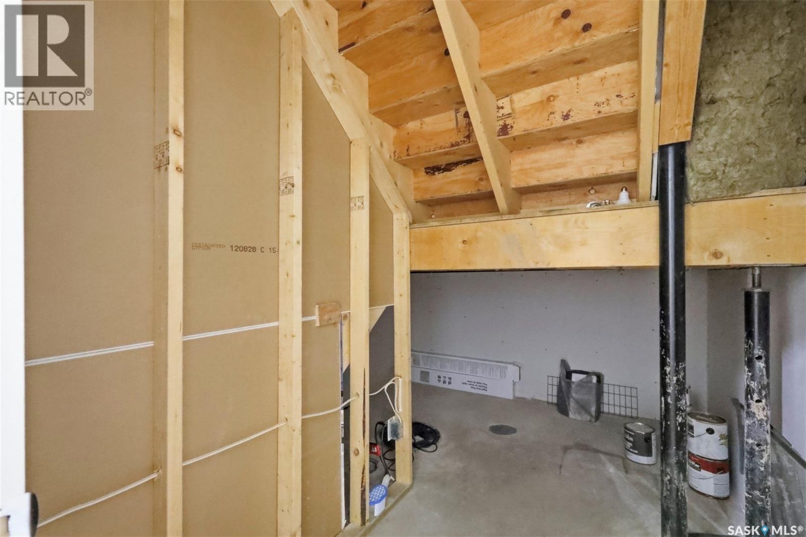 123 Henick Crescent, Saskatoon, SK