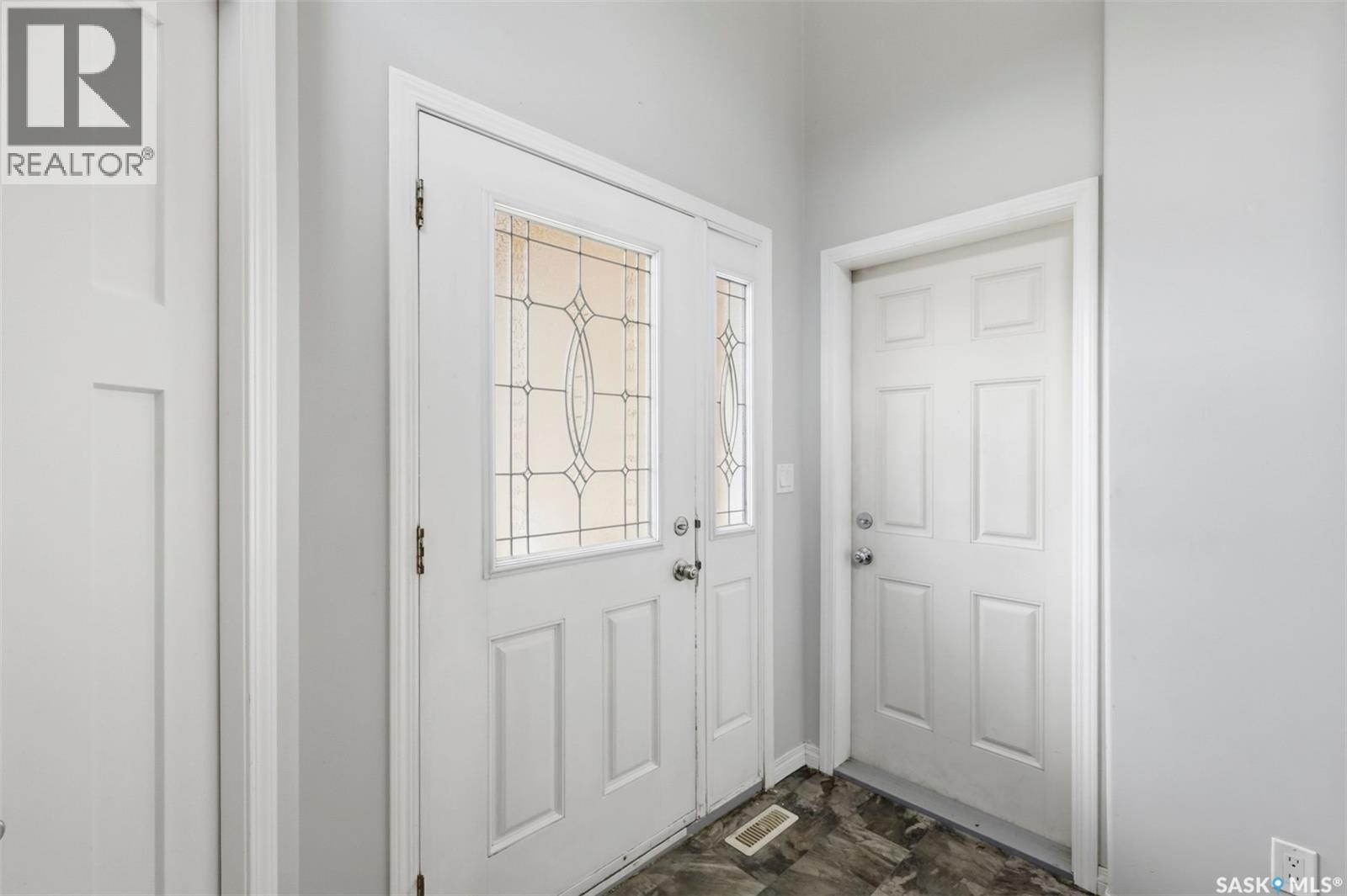 123 Henick Crescent, Saskatoon, SK