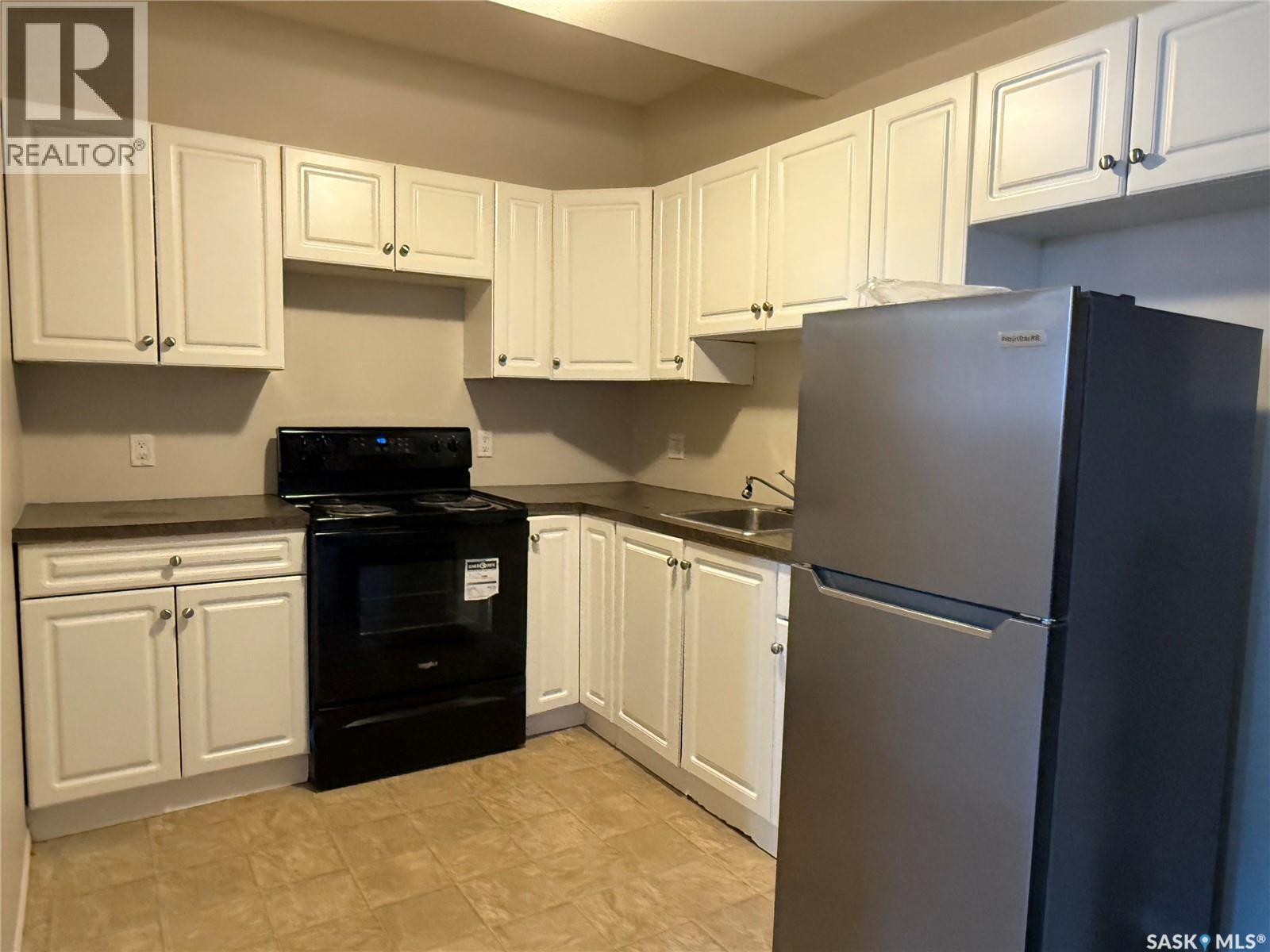 123 Henick Crescent, Saskatoon, SK