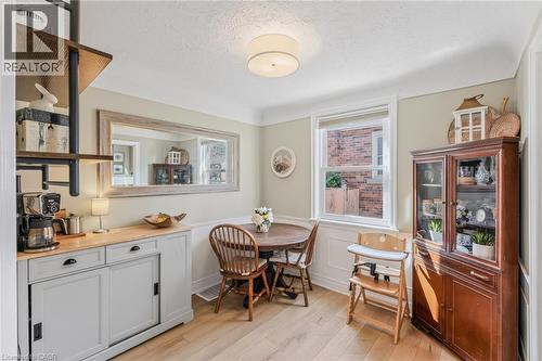 43 Woodbridge Road, Hamilton, ON 
