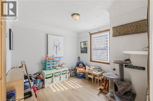 43 Woodbridge Road, Hamilton, ON 