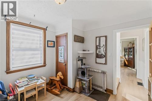 43 Woodbridge Road, Hamilton, ON 