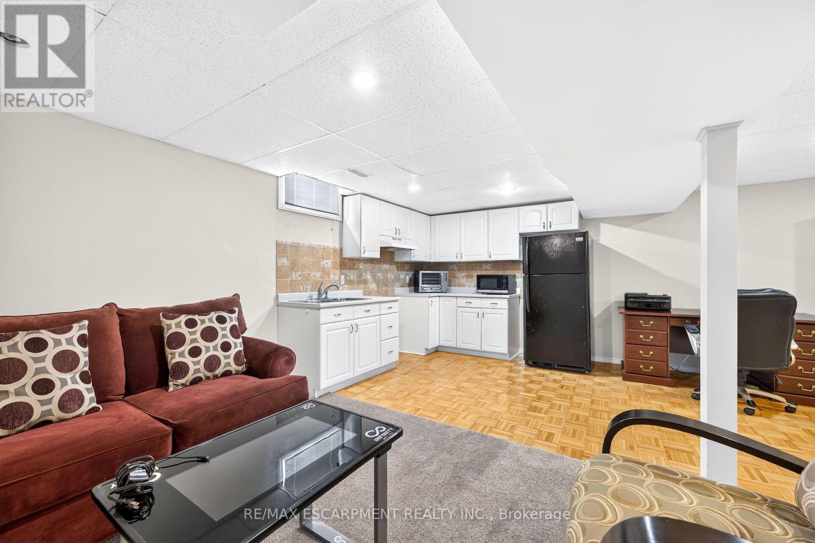 51 Cabriolet Crescent, Hamilton, ON