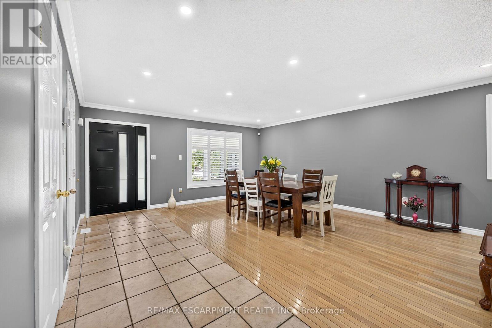 51 Cabriolet Crescent, Hamilton, ON