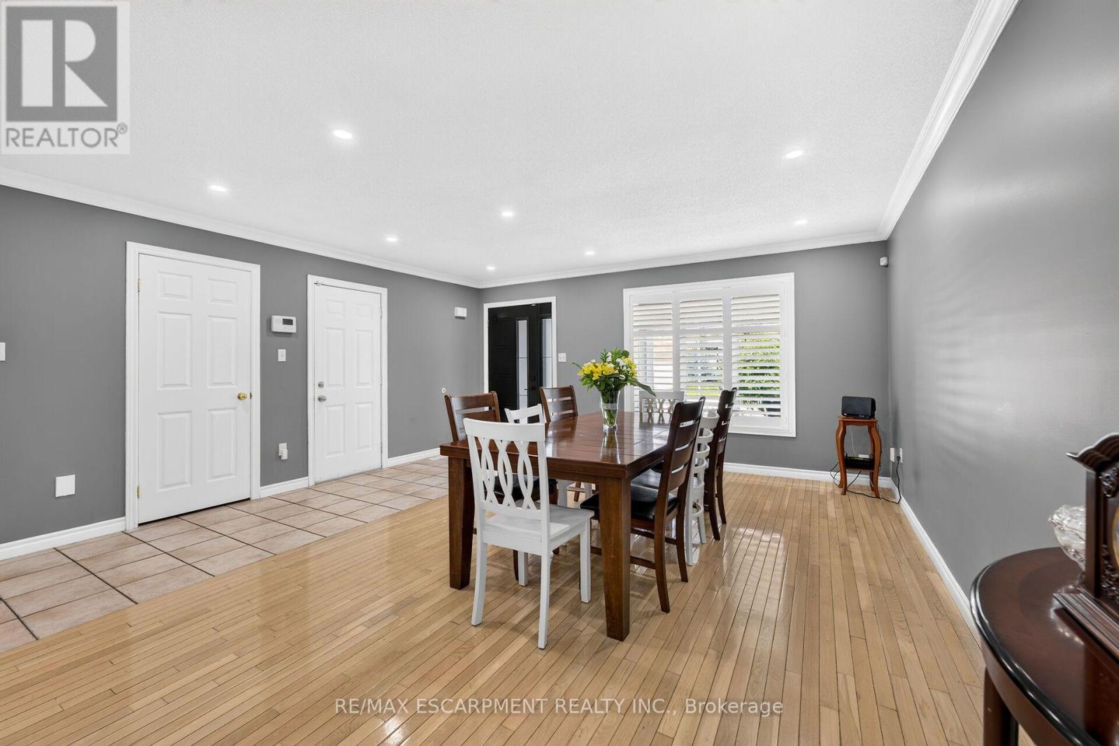51 Cabriolet Crescent, Hamilton, ON