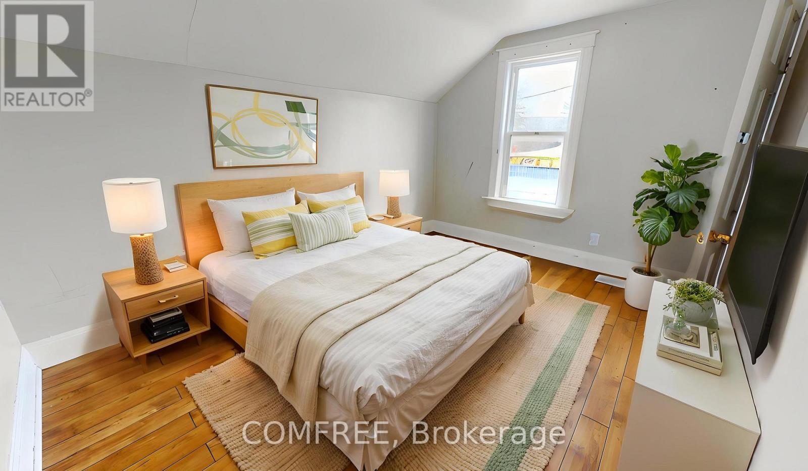 1405 King Street E, Cambridge, ON