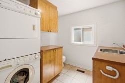 Powder room -