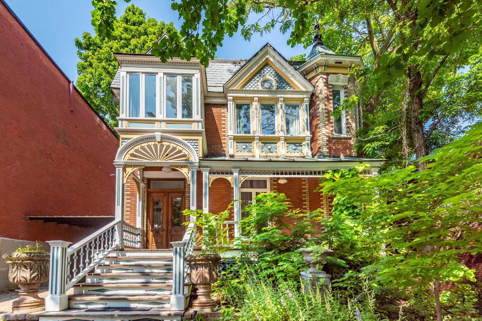 Front of Structure - 477 Av. Prince-Albert, Westmount, QC