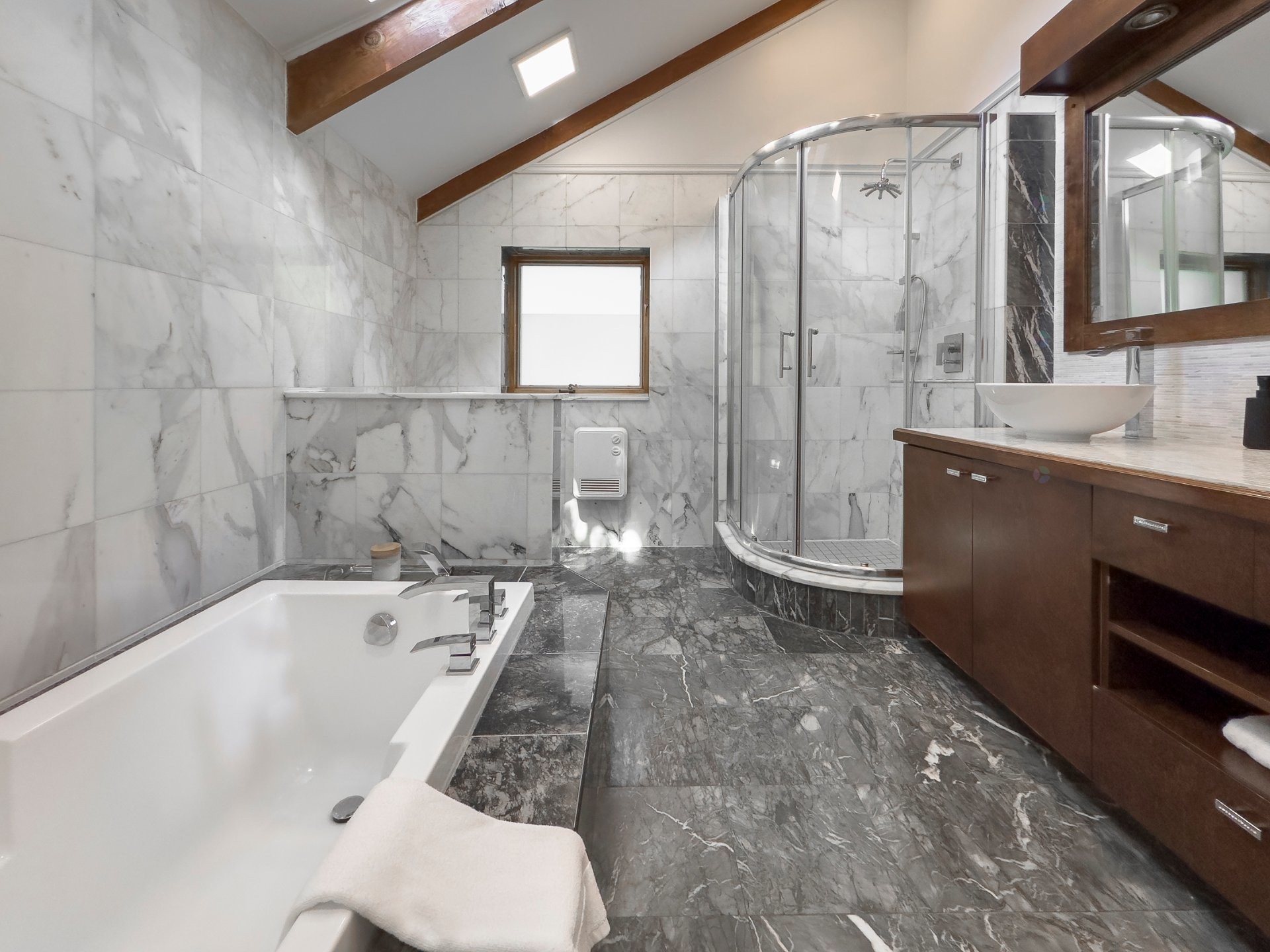 Master Bathroom - 477 Av. Prince-Albert, Westmount, QC