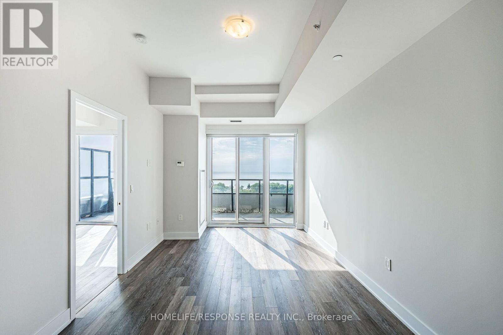 1008 - 20 Shore Breeze Drive, Toronto, ON