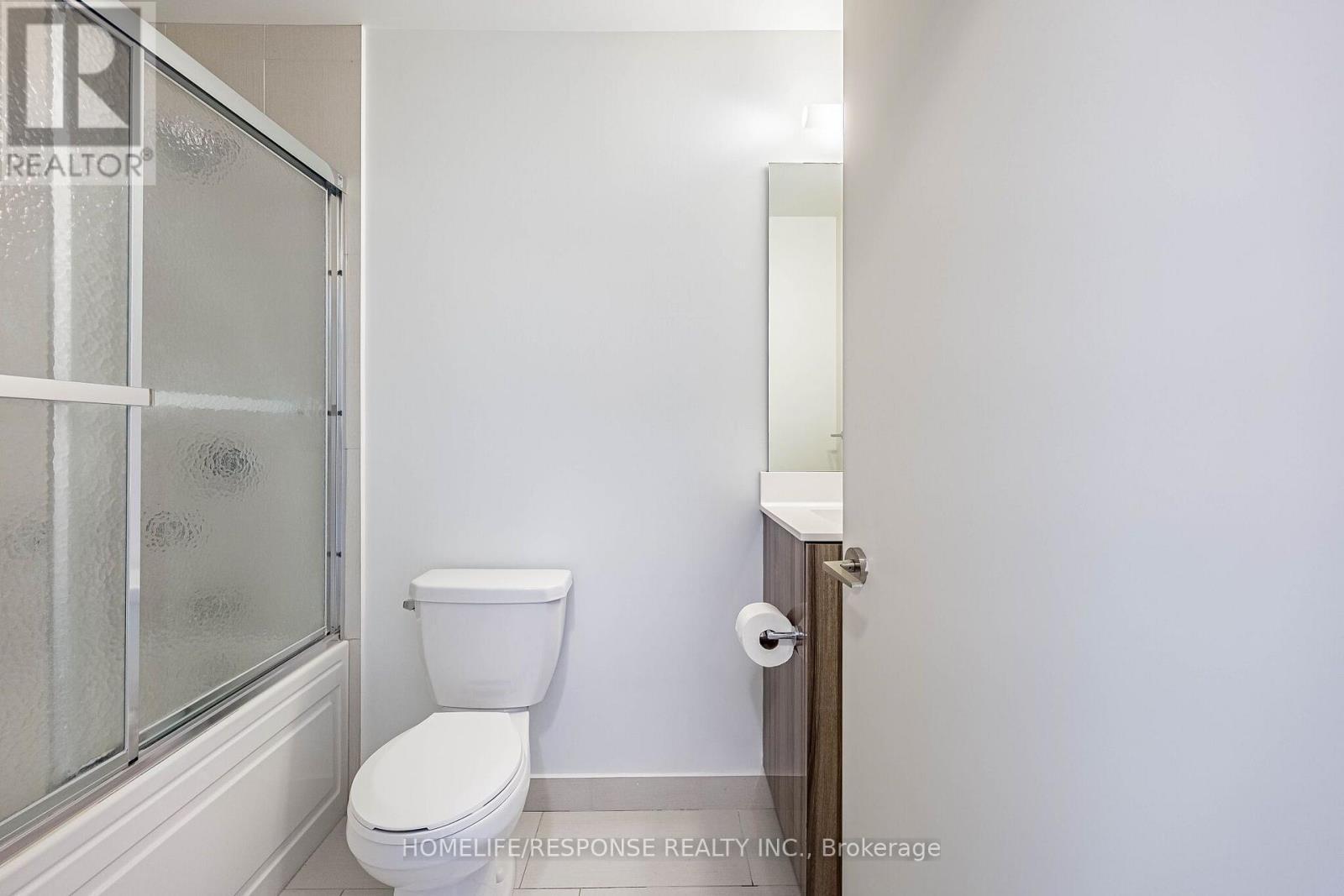 1008 - 20 Shore Breeze Drive, Toronto, ON