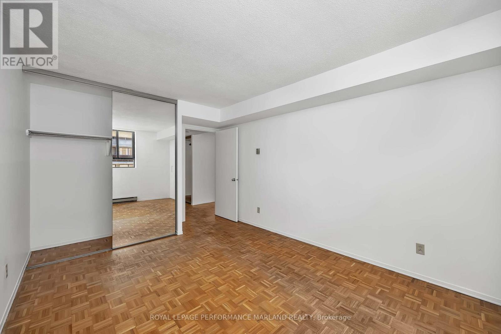 1804 - 475 Laurier Avenue W, Ottawa, ON