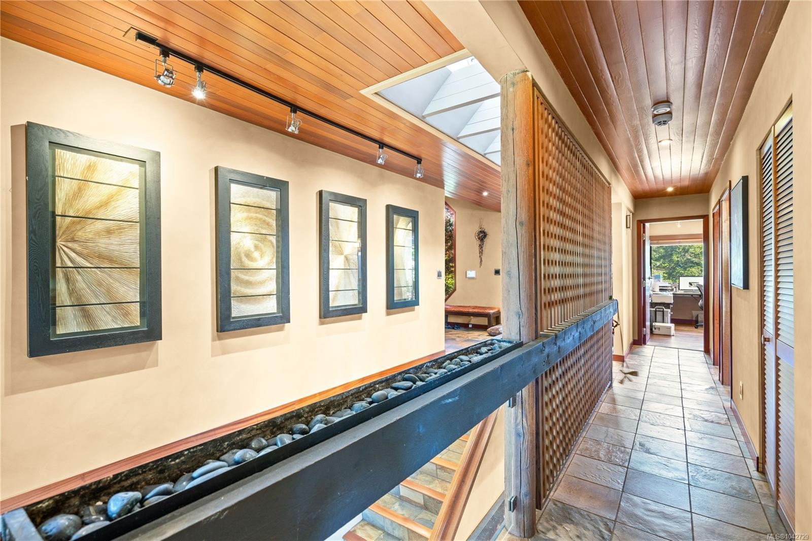 314 Bessborough Ave, View Royal, BC