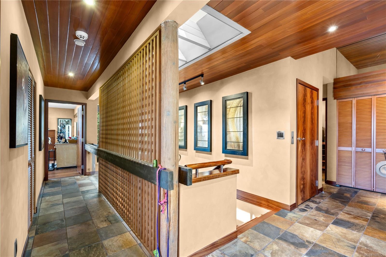 314 Bessborough Ave, View Royal, BC
