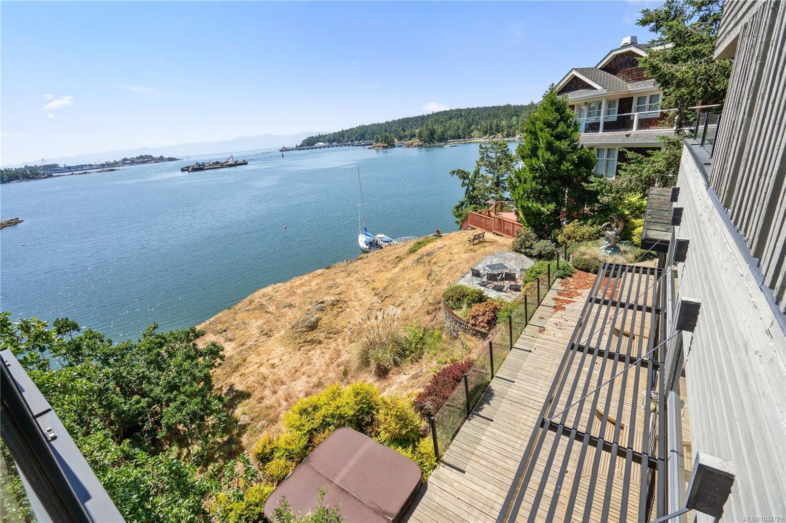 314 Bessborough Ave, View Royal, BC
