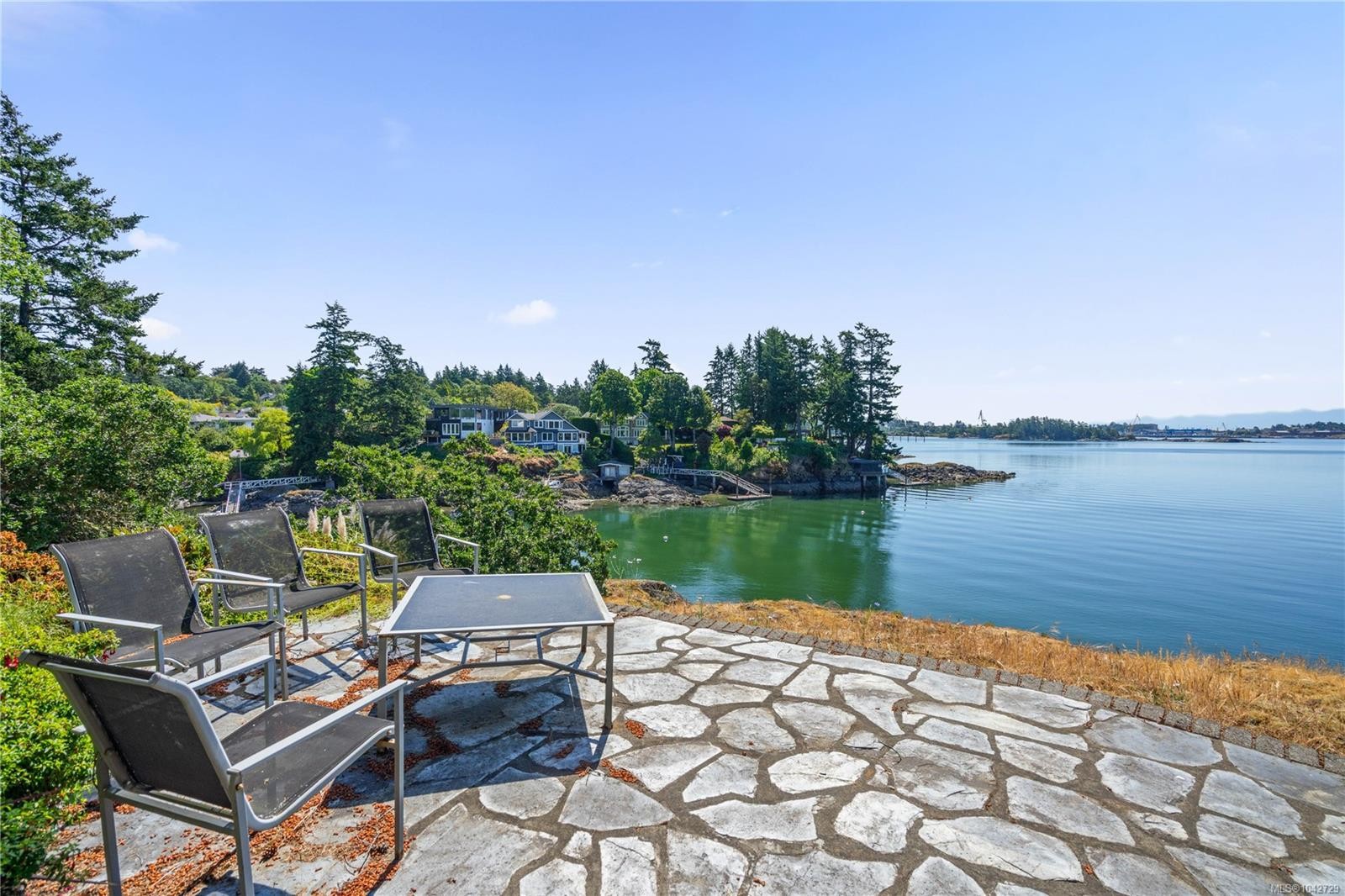 314 Bessborough Ave, View Royal, BC