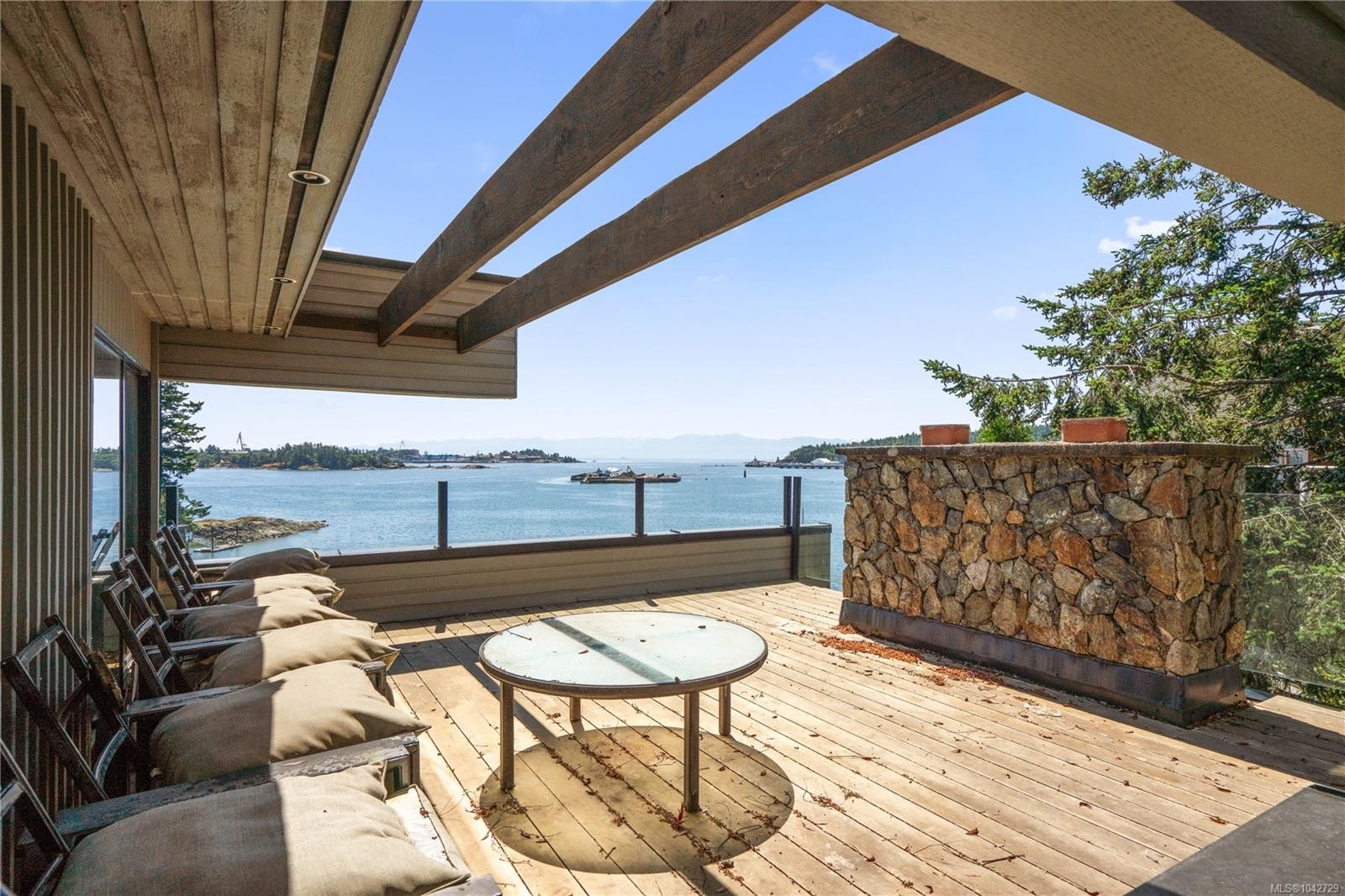 314 Bessborough Ave, View Royal, BC