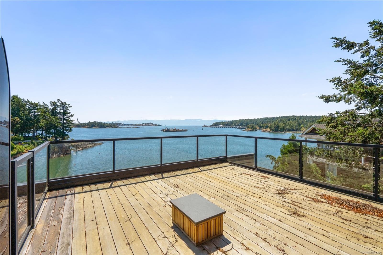314 Bessborough Ave, View Royal, BC