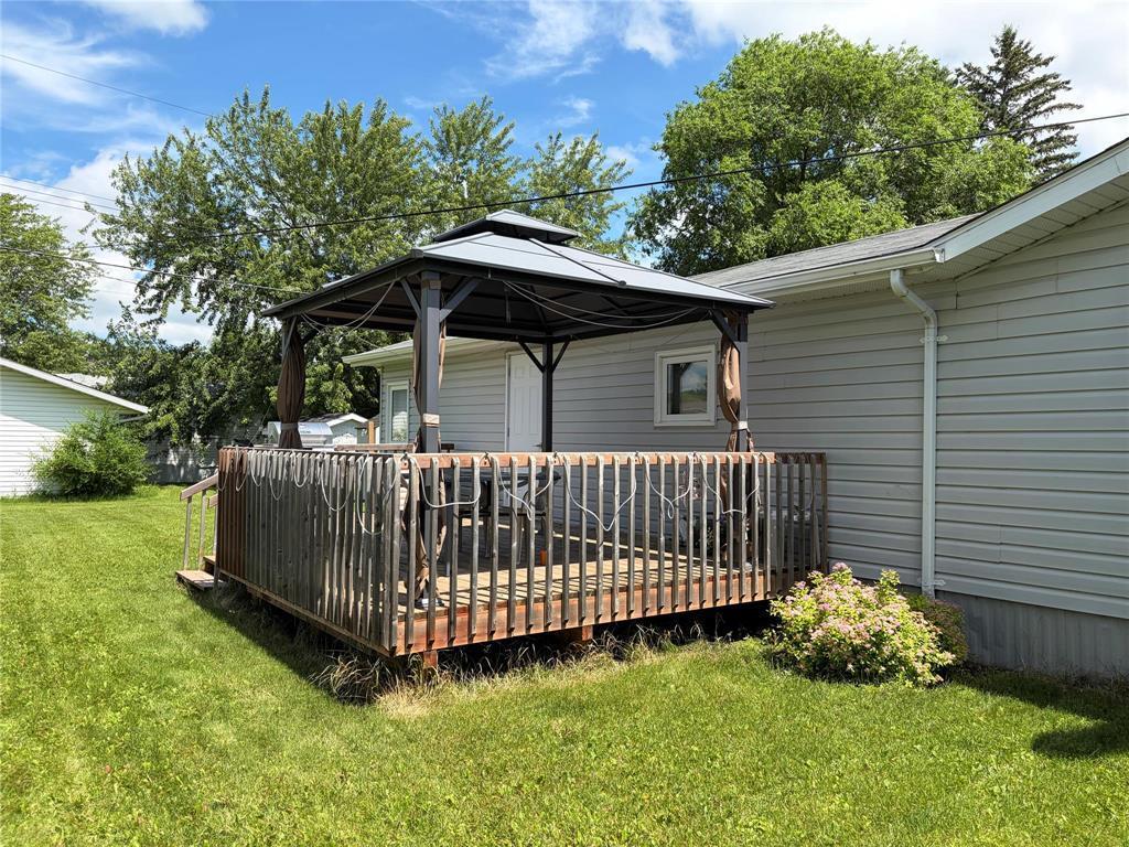 7 Maple Avenue, Carman, MB