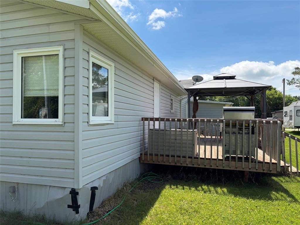 7 Maple Avenue, Carman, MB