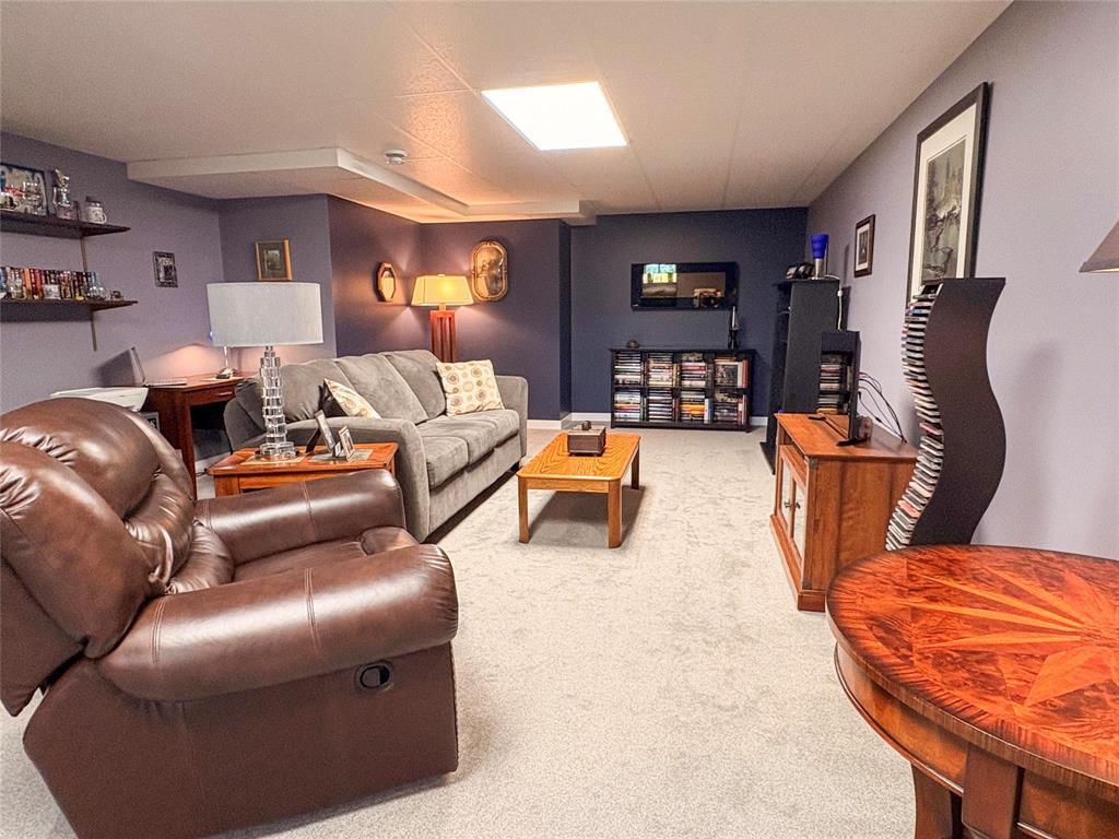 Family Room - 80 Walker Avenue, Forrest, MB