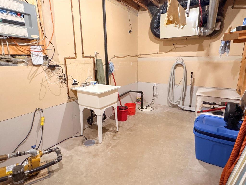 Storage & Laundry room - 80 Walker Avenue, Forrest, MB