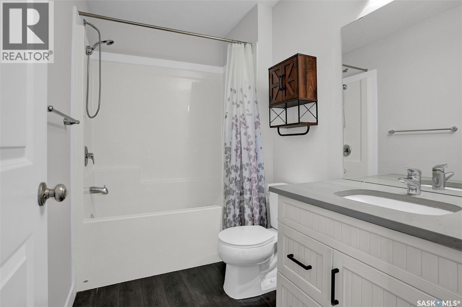 3229 Green Water Drive, Regina, SK
