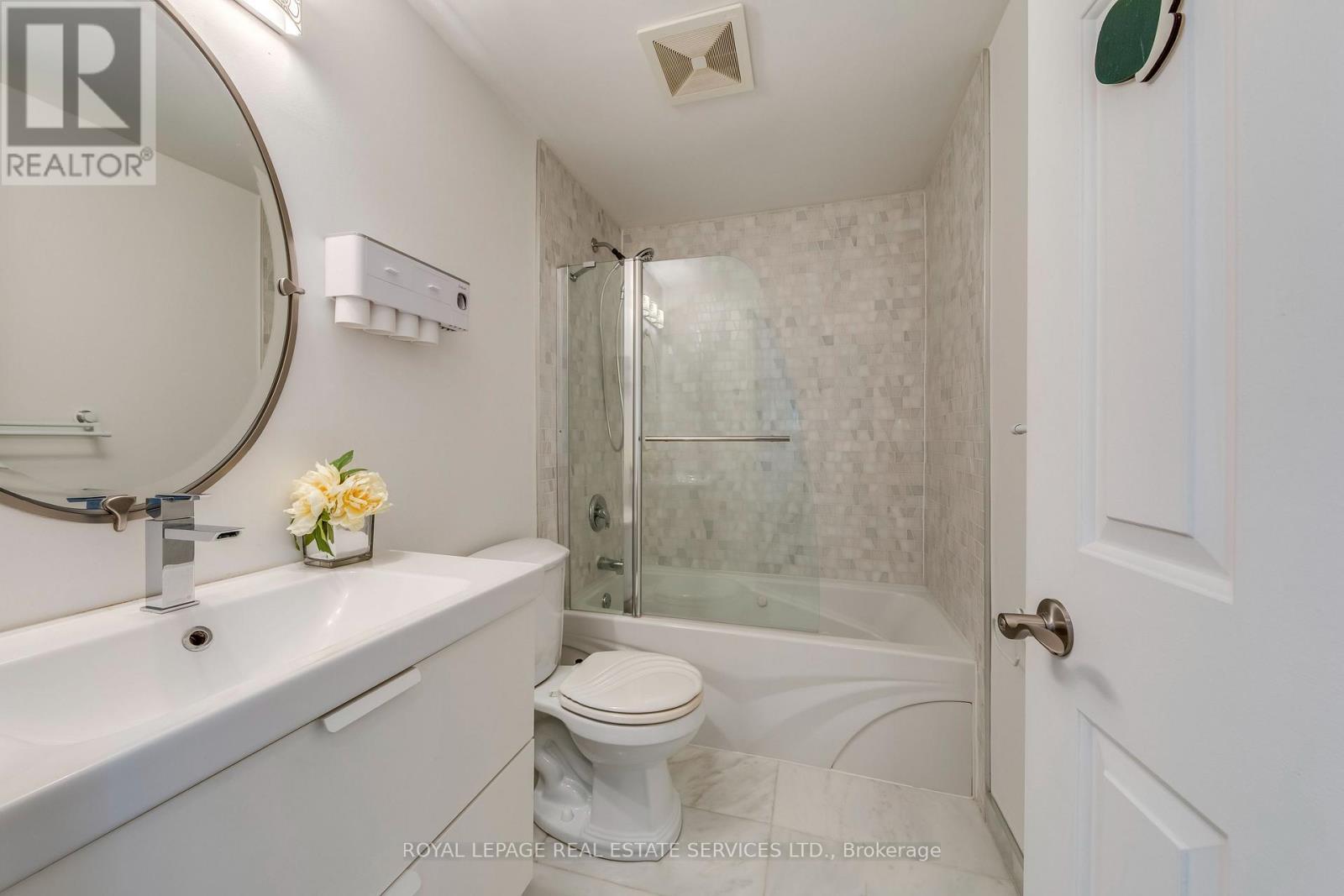 3390 Chartrand Crescent, Mississauga, ON