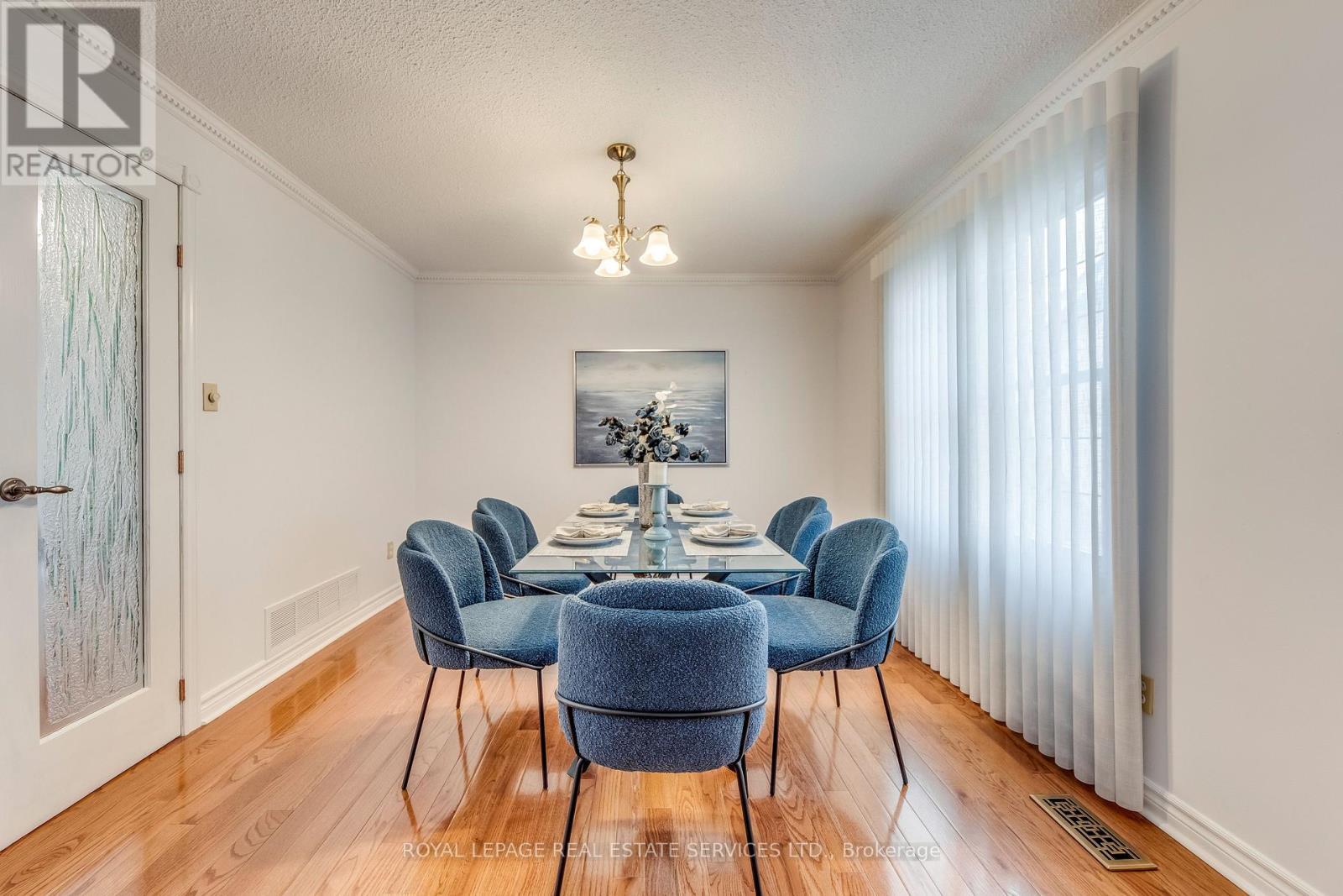 3390 Chartrand Crescent, Mississauga, ON