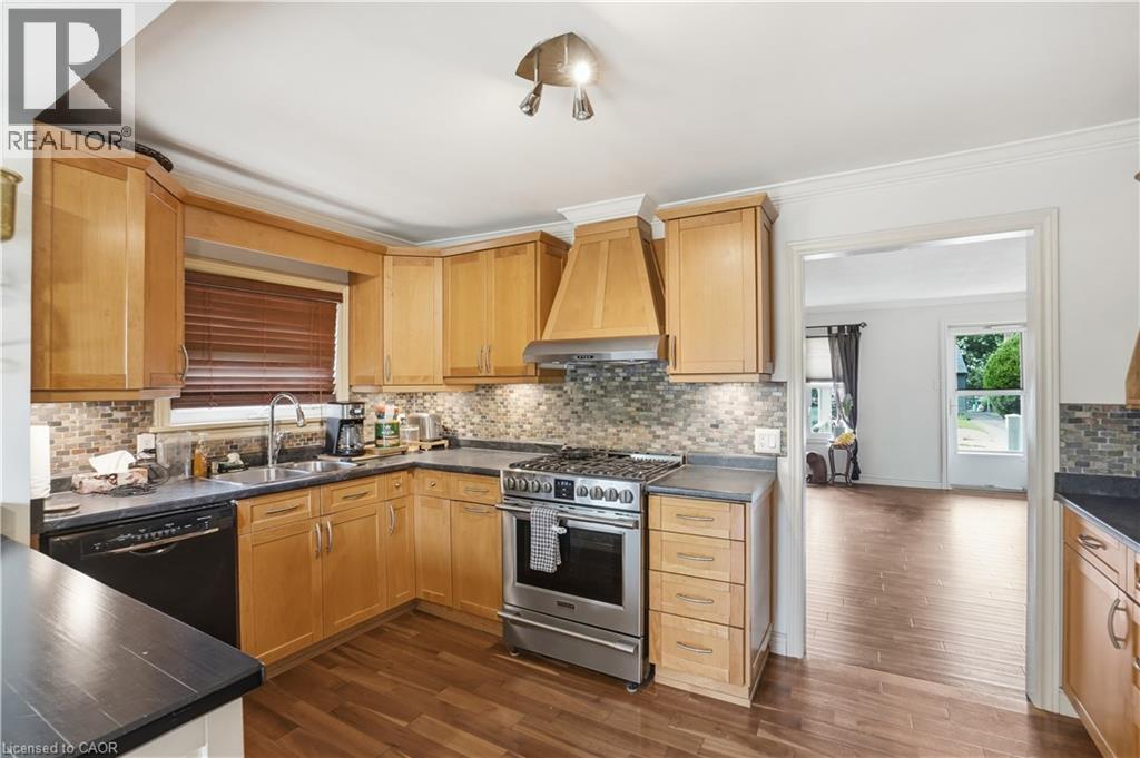 272 Adeline Avenue, Hamilton, ON