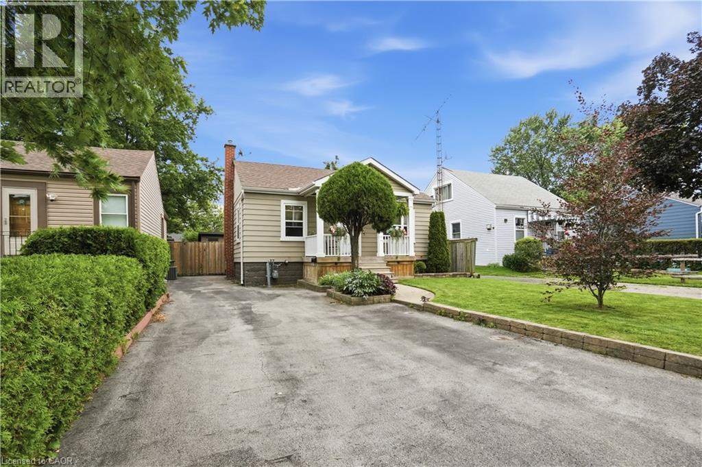 272 Adeline Avenue, Hamilton, ON