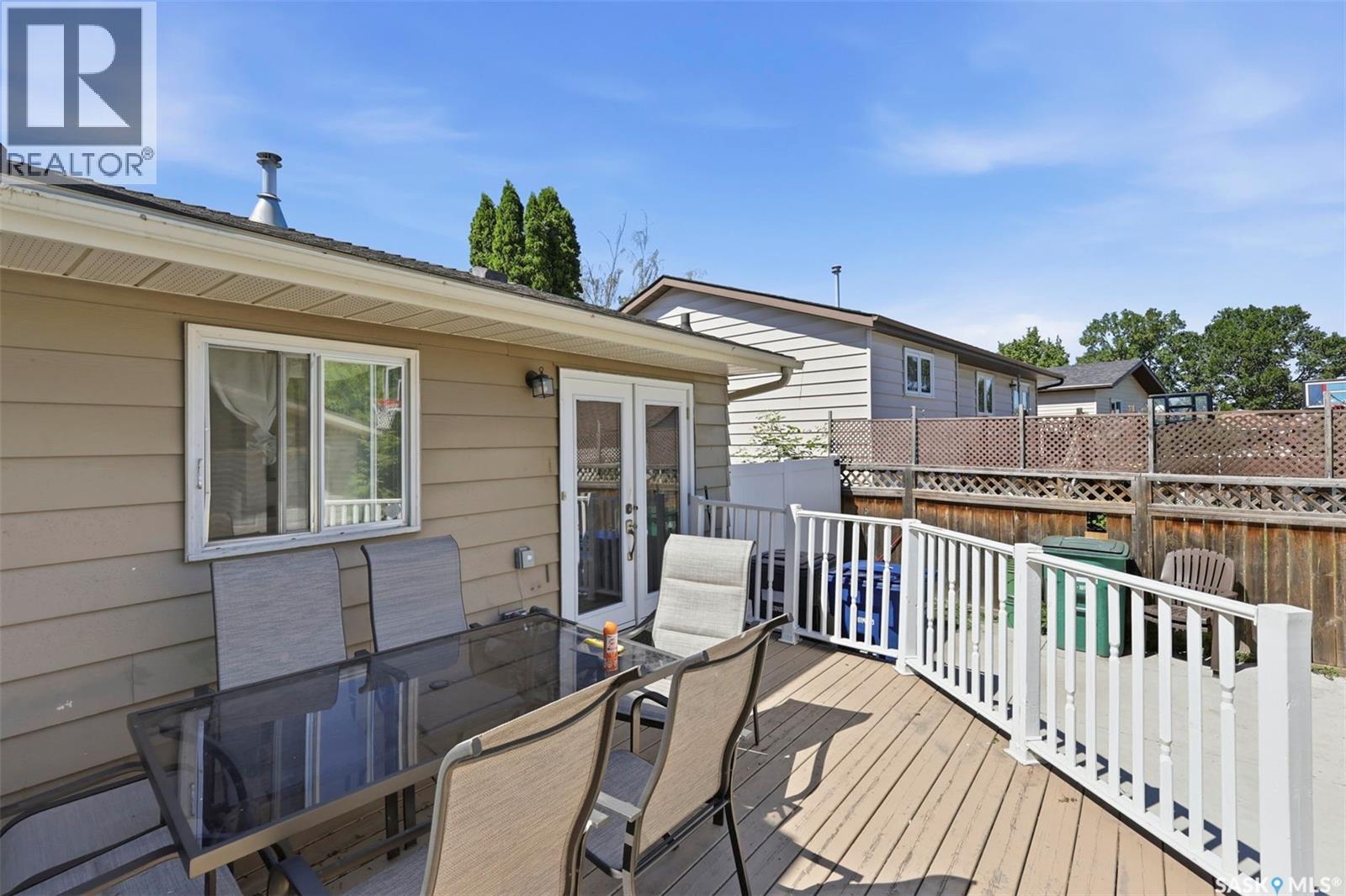 123 Kirkpatrick Crescent, Saskatoon, SK