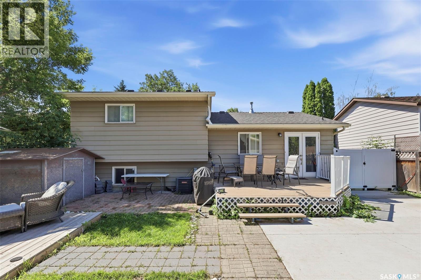 123 Kirkpatrick Crescent, Saskatoon, SK
