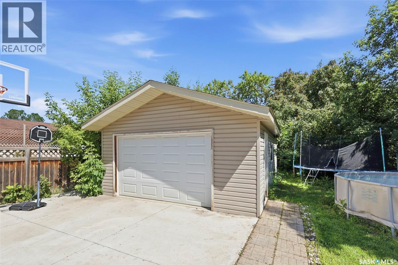 123 Kirkpatrick Crescent, Saskatoon, SK