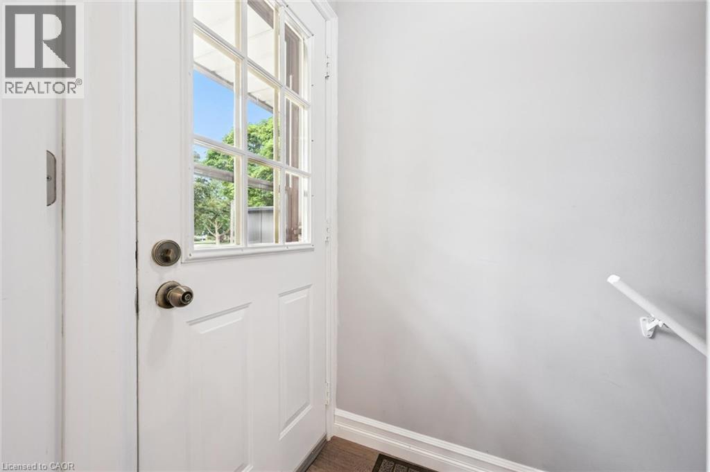 98 Stonybrook Drive, Kitchener, ON
