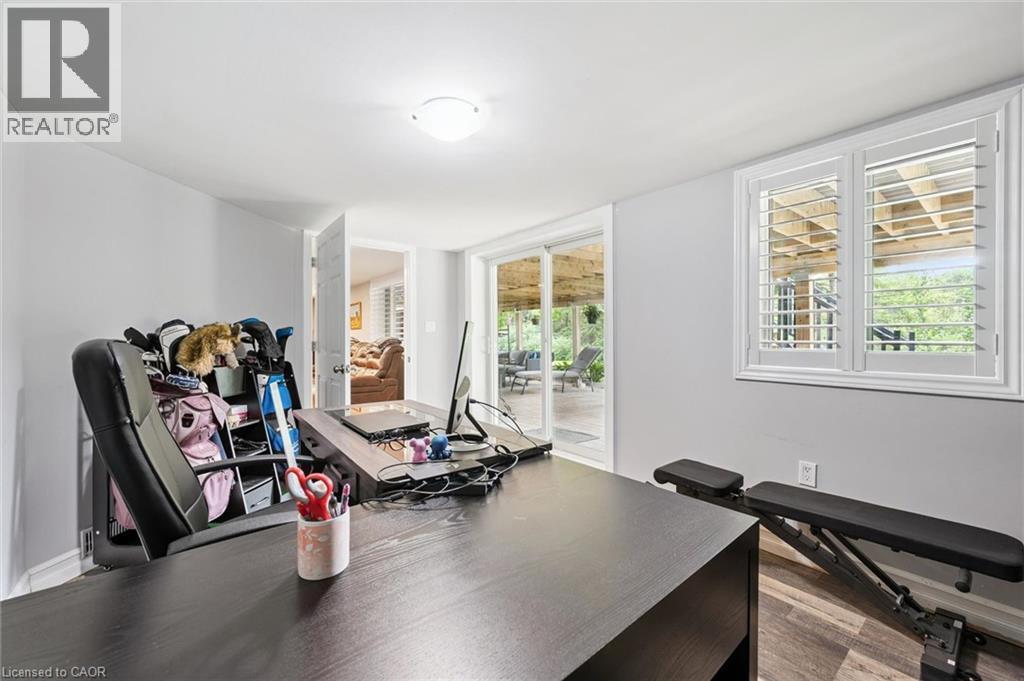 98 Stonybrook Drive, Kitchener, ON