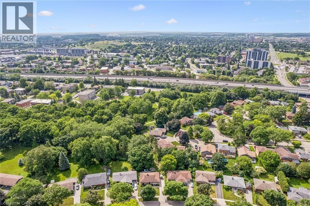 98 Stonybrook Drive, Kitchener, ON