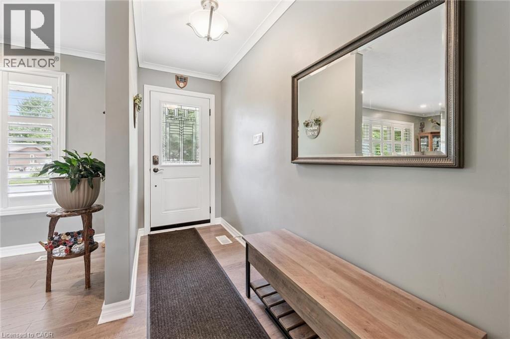 98 Stonybrook Drive, Kitchener, ON