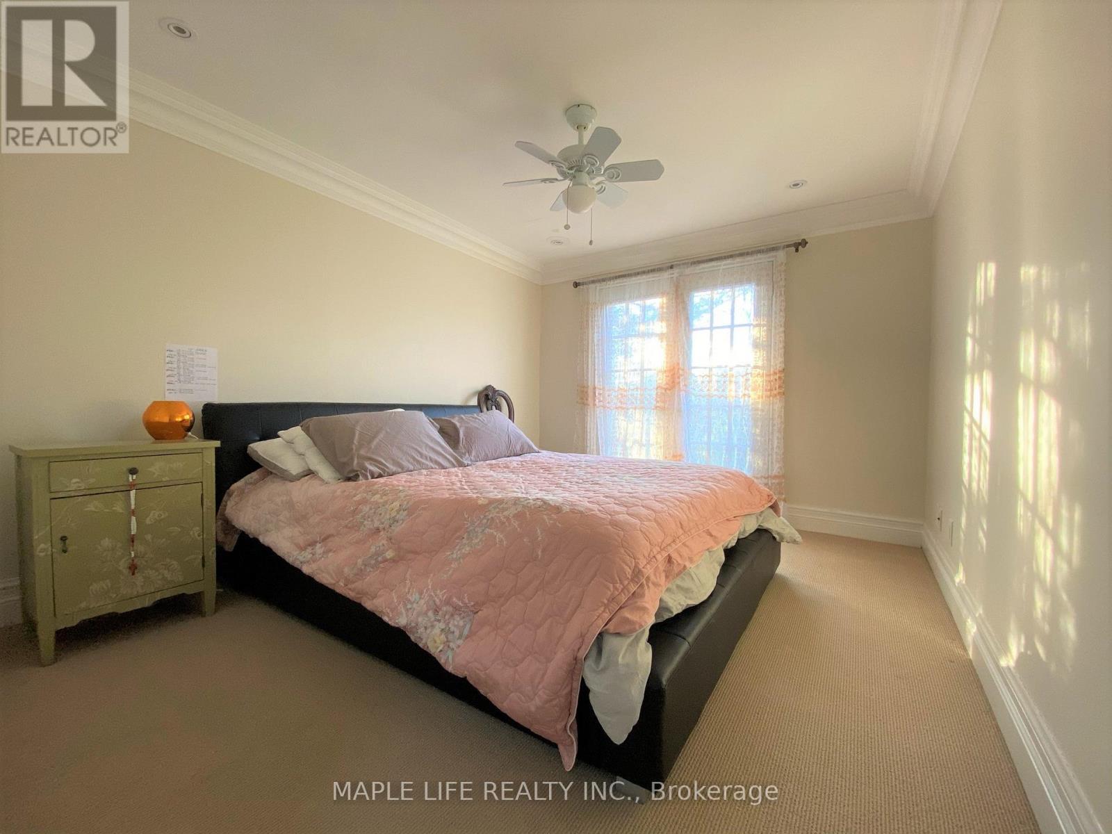 16 Brian Cliff Drive, Toronto, ON