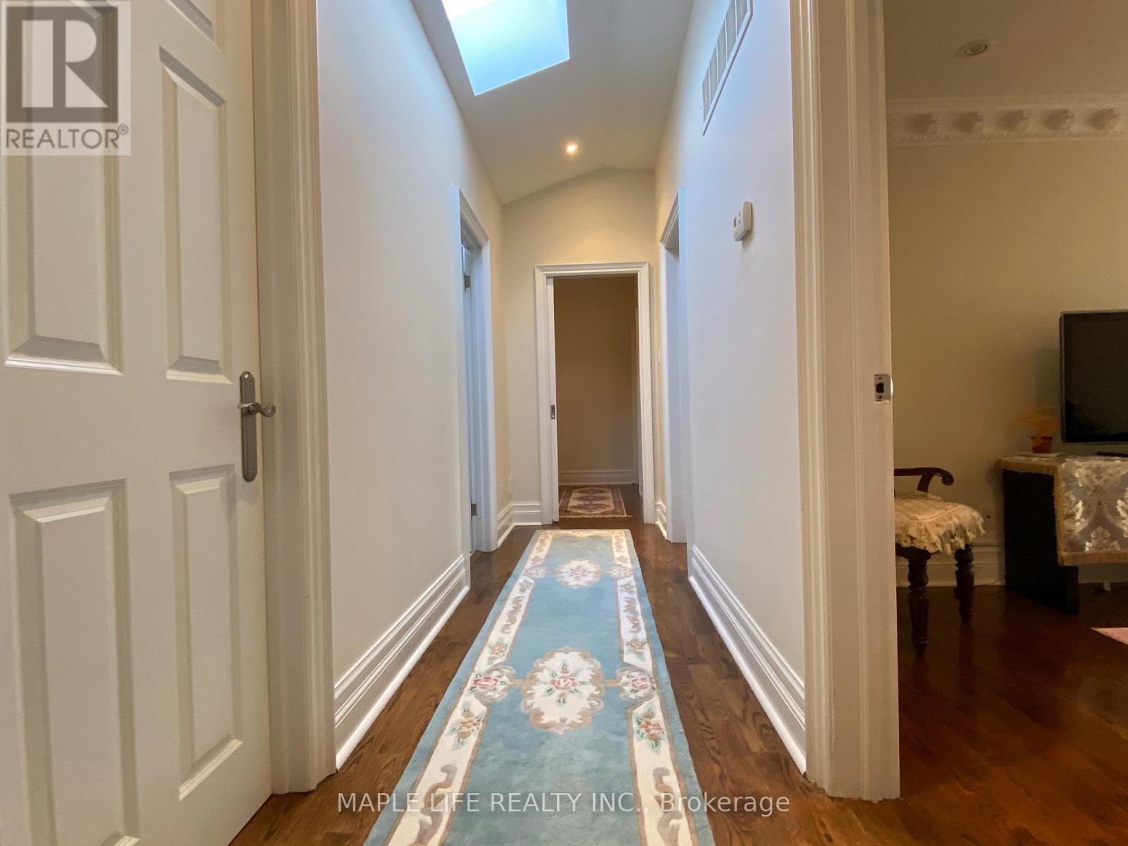 16 Brian Cliff Drive, Toronto, ON