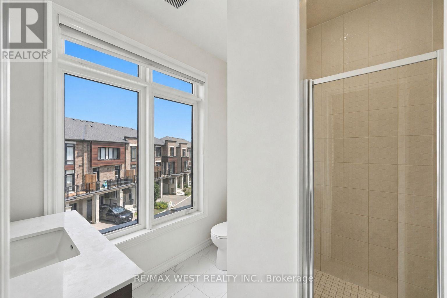 55 Holyrood Crescent, Vaughan, ON
