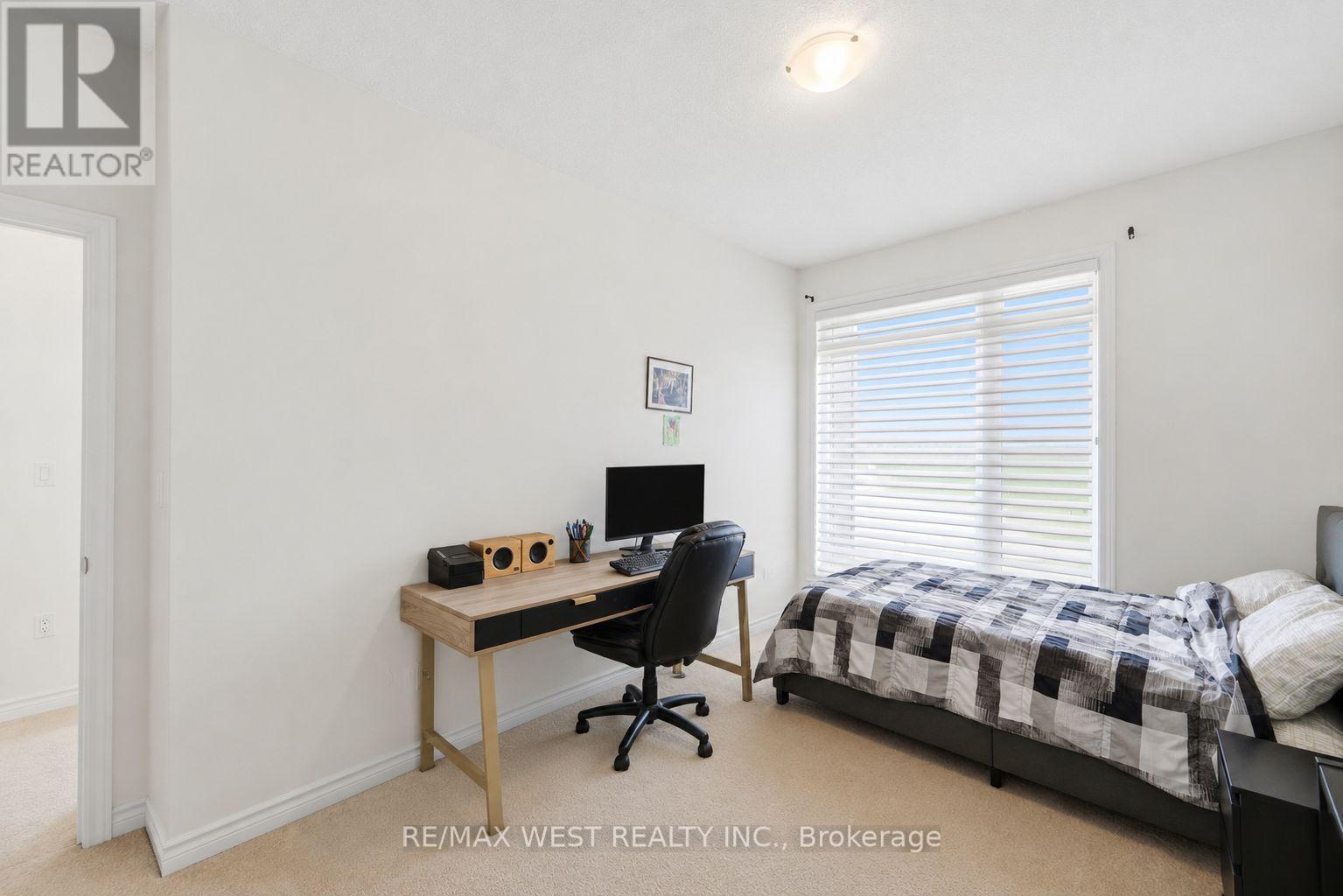 55 Holyrood Crescent, Vaughan, ON