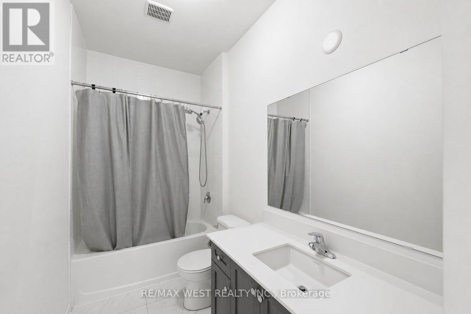 55 Holyrood Crescent, Vaughan, ON