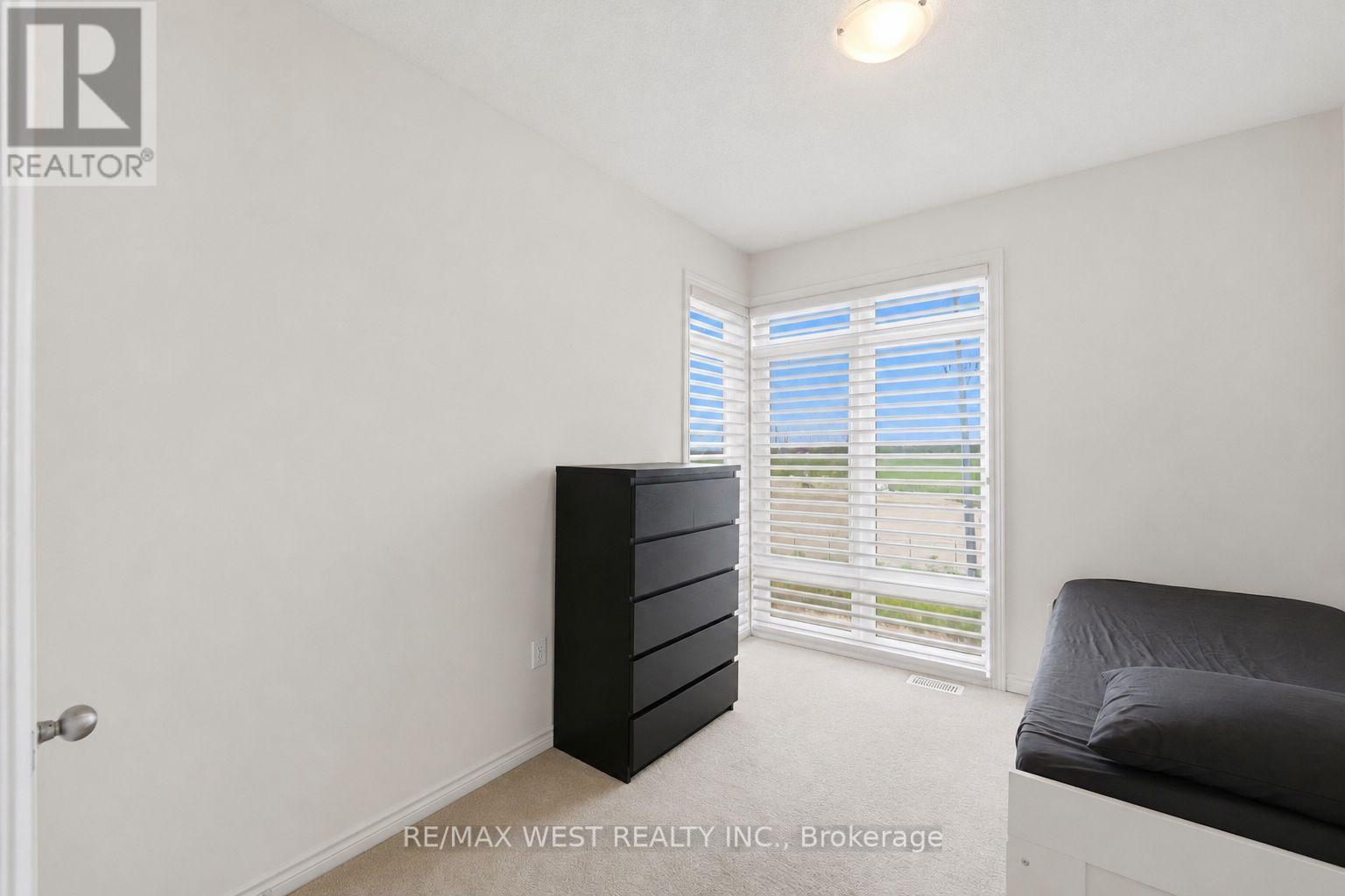 55 Holyrood Crescent, Vaughan, ON