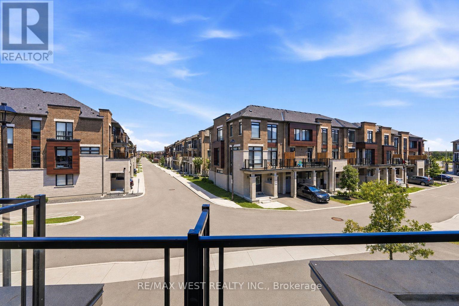 55 Holyrood Crescent, Vaughan, ON