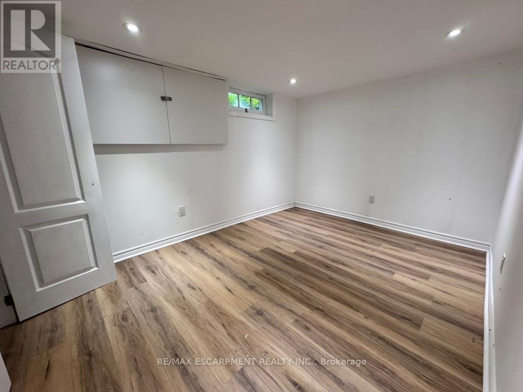 Lower Unit - 46 Plains Road E, Burlington, ON